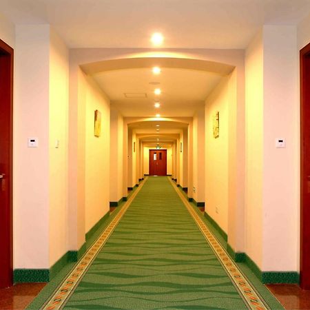 Greentree Inn Gansu Lanzhou Railway Station Dingxi Road Express Hotel Экстерьер фото